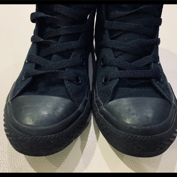 SOLD Converse Chuck Taylor High Tops Kids Sneaker Black - Picture 8 of 8